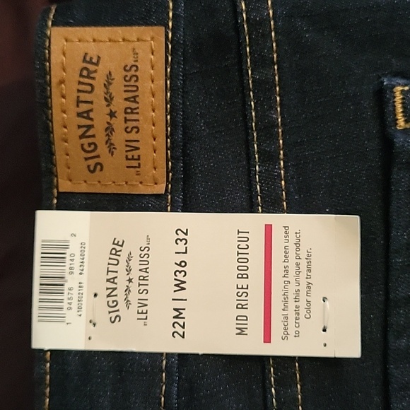 Levi Strauss Mid Rise Bootcut 22M W36 L32 - Picture 2 of 5